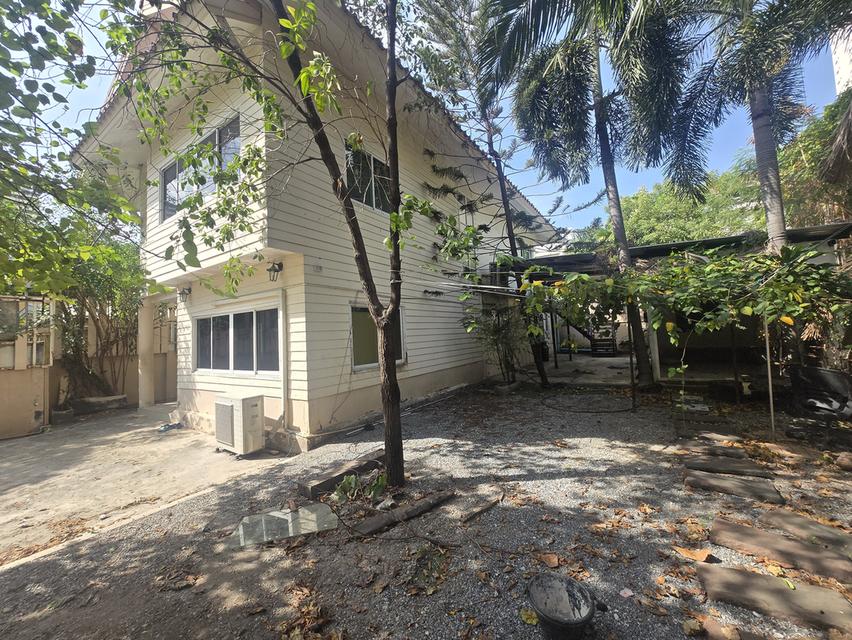 ให้เช่าบ้านสองชั้นที่จอดรถกว้าง ทําเลดี สาทรหลังโรงพยาบาลเซนต์หลุยส์ 6