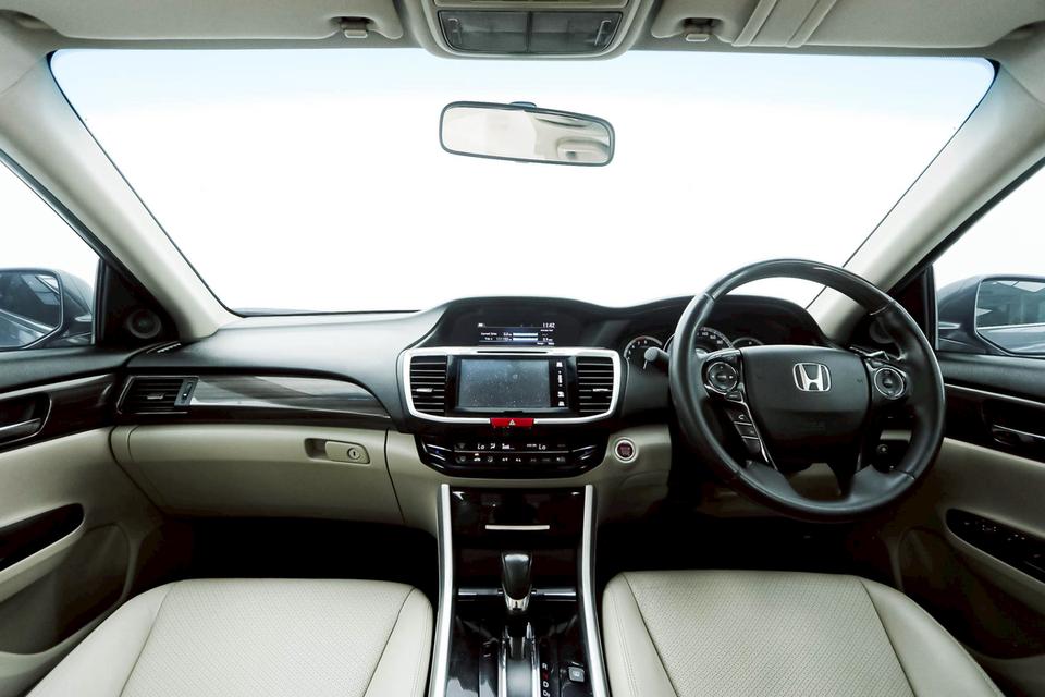 รหัสรถ 1E034 ACCORD  2.0 E 2016 4