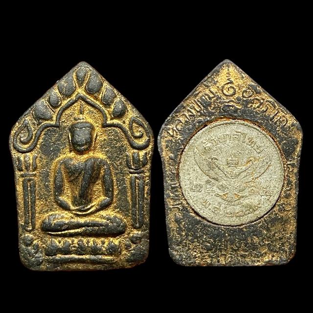 พระขุนแผนผงพลายกุมาร หลวงปู่ทิม ปี2515 บล็อกแรก พิมพ์ใหญ่ เนื้อว่านไพรดำ รูปย่อยที่ 3