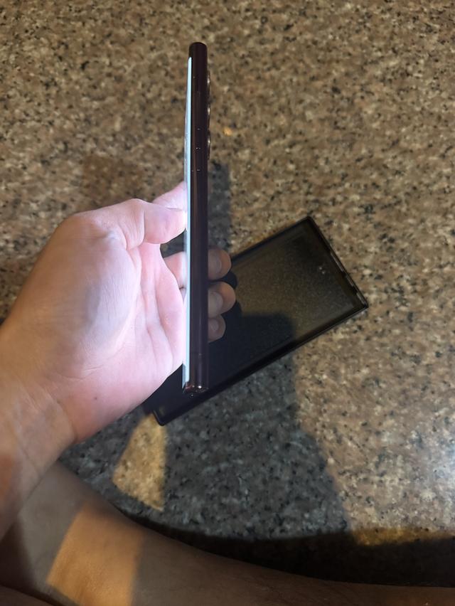 ขายๆๆๆถูกSamsungS22Ultraสีใหม่หายากBurgundy Red 256กิ๊กRam12สูนTrueสภาพสวยการใช้งานดีเยี่ยมทุกๆฟังชั่นเครื่องรีสโตได้ตลอดไม่มีติดแอคเค้าใดๆคับ สภาพ: