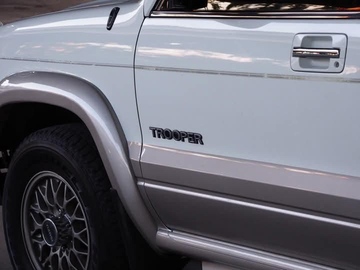 Isuzu Trooper V6 6