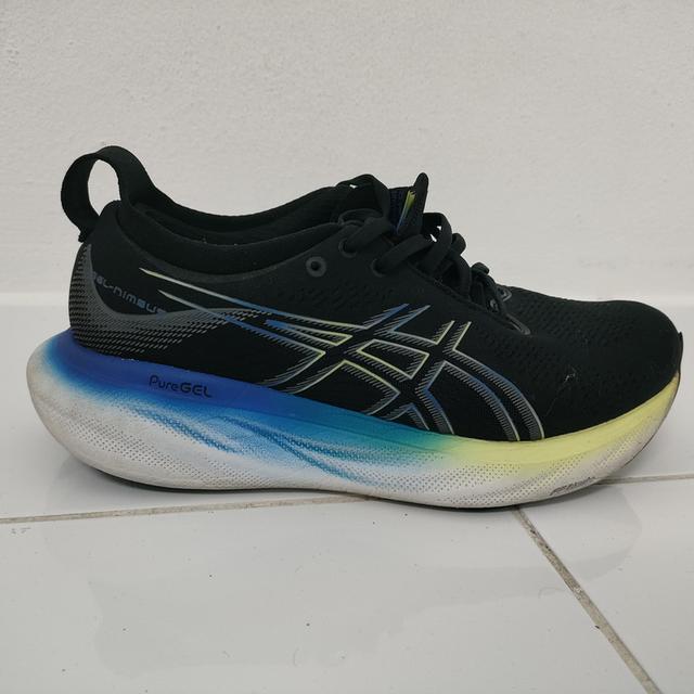 ASICS Gel-nimbus 25 size 43.5