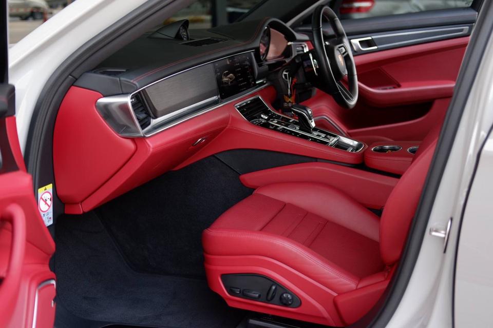 Porsche Panamera 4 E-Hybrid PlatinumEdition 2023$ ราคาพิเศษเพียง 5,690,000 บาท เท่านั้น!•เลขไมล์เพียง 16,xxx KM รูปที่ 12