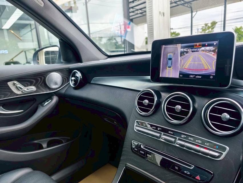 รหัสรถ KPV5566 2021 Benz GLC 250 d 4MATIC AMG Dynamic 6