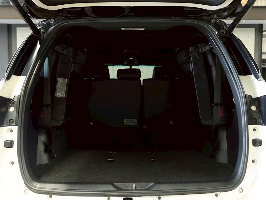 2022 Toyota FORTUNER 2.4 (ปี 15-25) Legender SUV AT รูปที่ 18