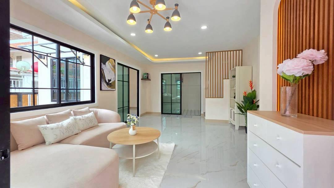 หมู่บ้านพฤกษา3  ถนนวัดลาดปลาดุก บางบัวทอง ทาวน์เฮาส์2 ชั้น  หลังมุม ติดถนนทั้ง 2 ด้าน ฝั่งหน้าบ้านและข้างบ้าน ตกแต่งใหม่ Minimal & Modern Style 7