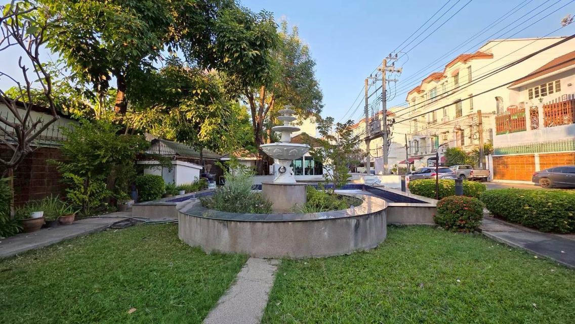 [ขายด่วน!] ทาวน์โฮม 4 ชั้น 24.2 ตรว. หมู่บ้านกลางเมือง พระราม 9-ลาดพร้าว ทำเลทอง ติดเลียบด่วน! เหมาะทั้งอยู่อาศัยและทำออฟฟิศ 5