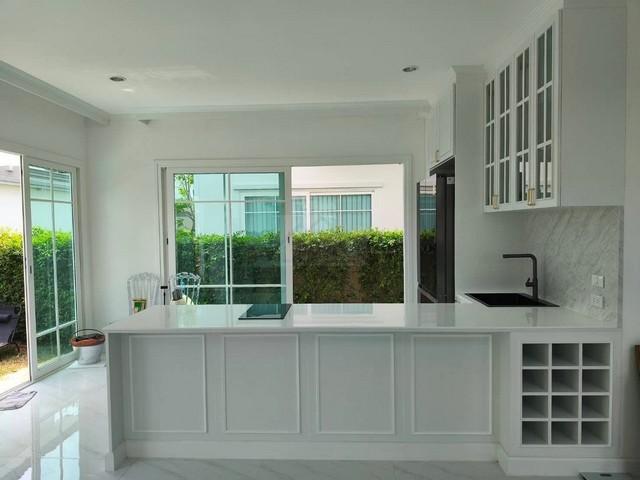 ให้เช่าบ้านเดี่ยว 2 ชั้น Pool Villa 100 ตรว. Grandio บางนา กม.5 มีสระว่ายน้ำ ใกล้เมกะบางนา 5
