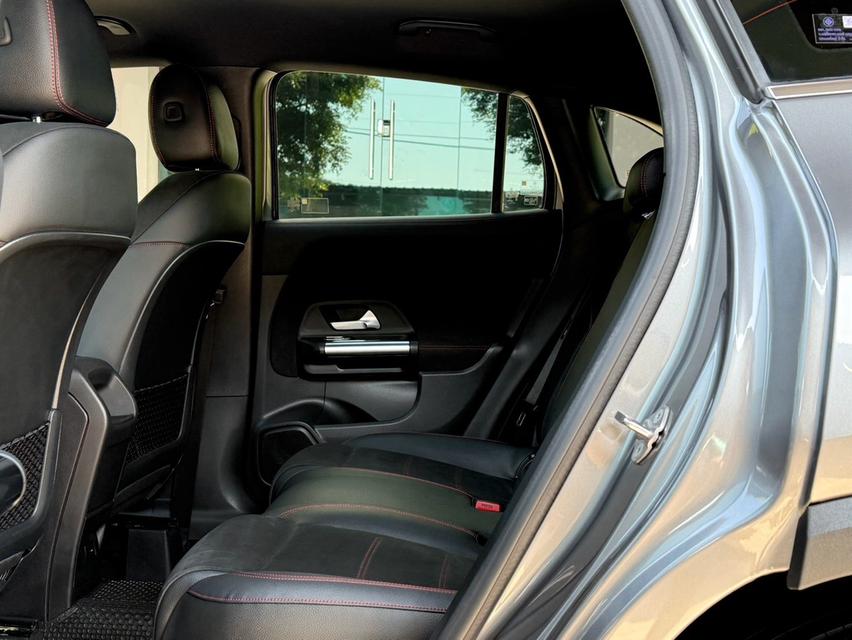 2023 BENZ GLA 200 AMG รถมือเดียว สภาพป้ายแดง รถวิ่งน้อยเพียง 30,000 กม รถไม่เคยมีอุบัติเหตุครับ 14