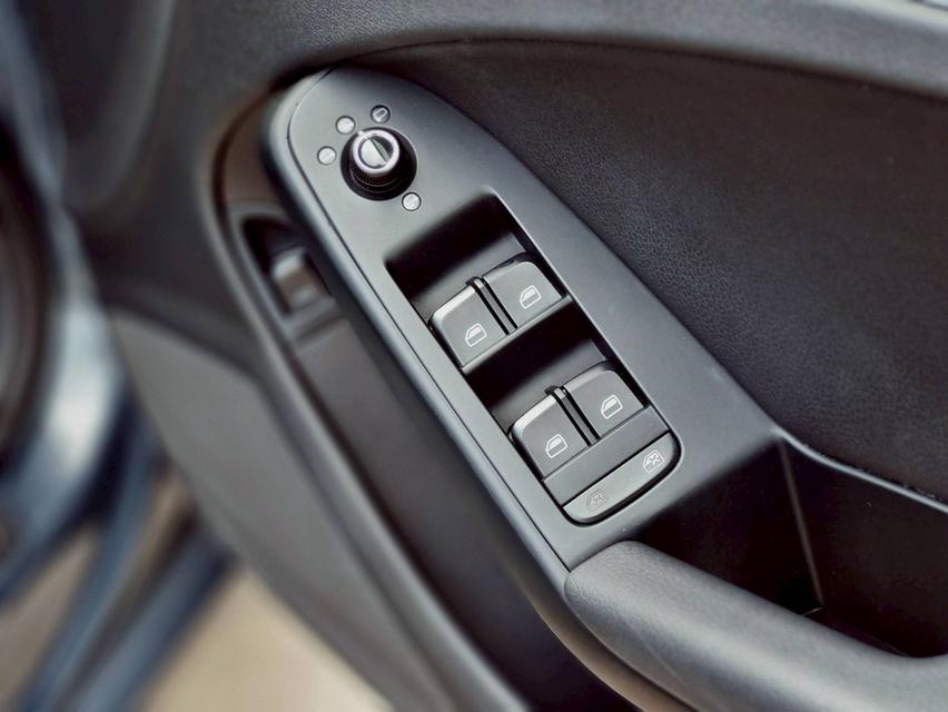 Audi A4 ( B8 ) 1.8 Sedan ปี 2008 ไมล์ 57,xxx km. 14