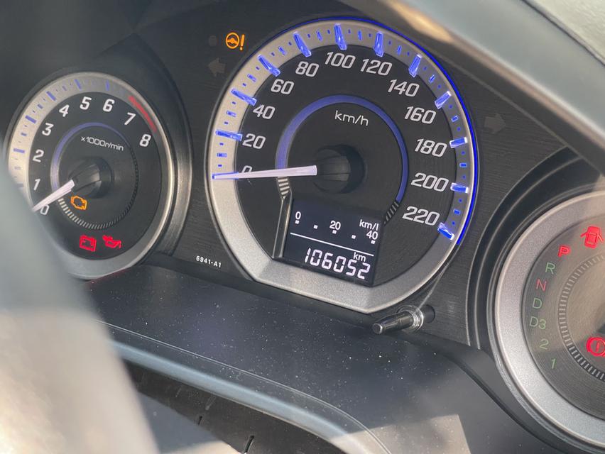 รถยนต์ Honda City ปี 2013 รูปที่ 11