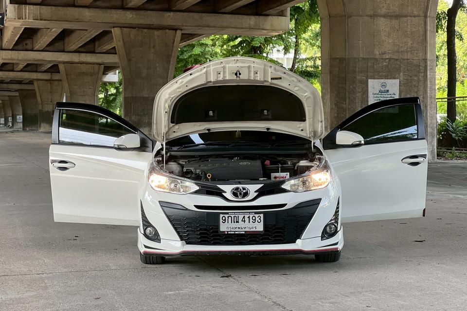 Toyota Yaris 1.2 E Hatchback AT ปี 2019 รถสวยมือเดียว ไมล์น้อย 10