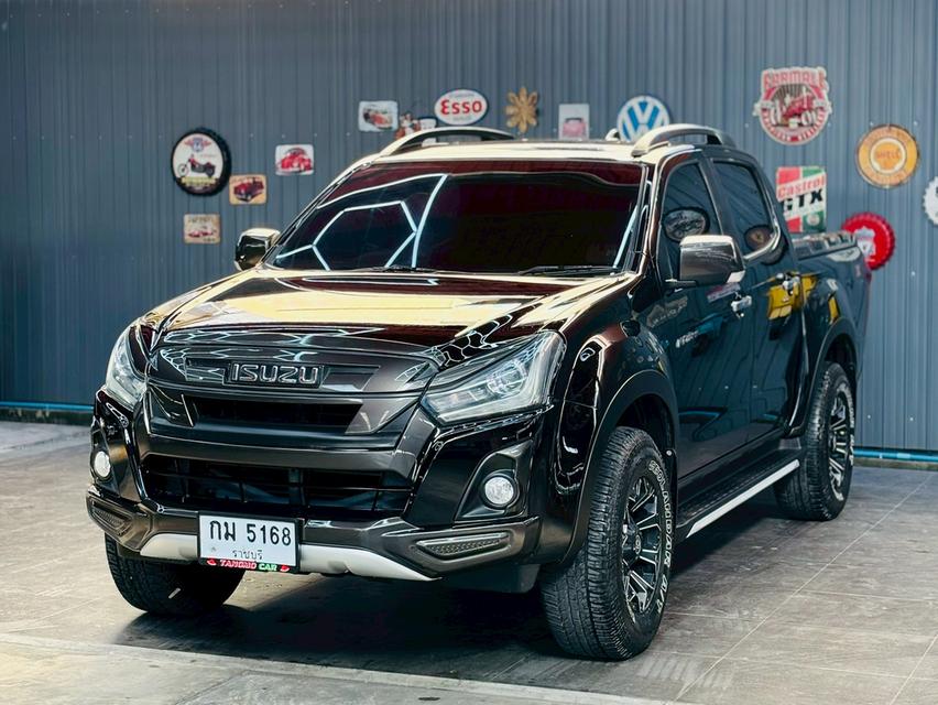 ISUZU D-MAX 3.0 Vcross Z-Prestige Cab4 4WD ปี2019 ตัวท็อปสุดในรุ่น น็อตไม่ขยับ คุณภาพเต็มคัน ขับ4โฟรวิล