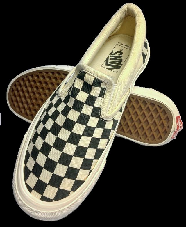 VANS ผ้าใบแบบสวม มือสอง สภาพเหมือนใหม่ จัดส่งฟรี! เก็บปลายทาง