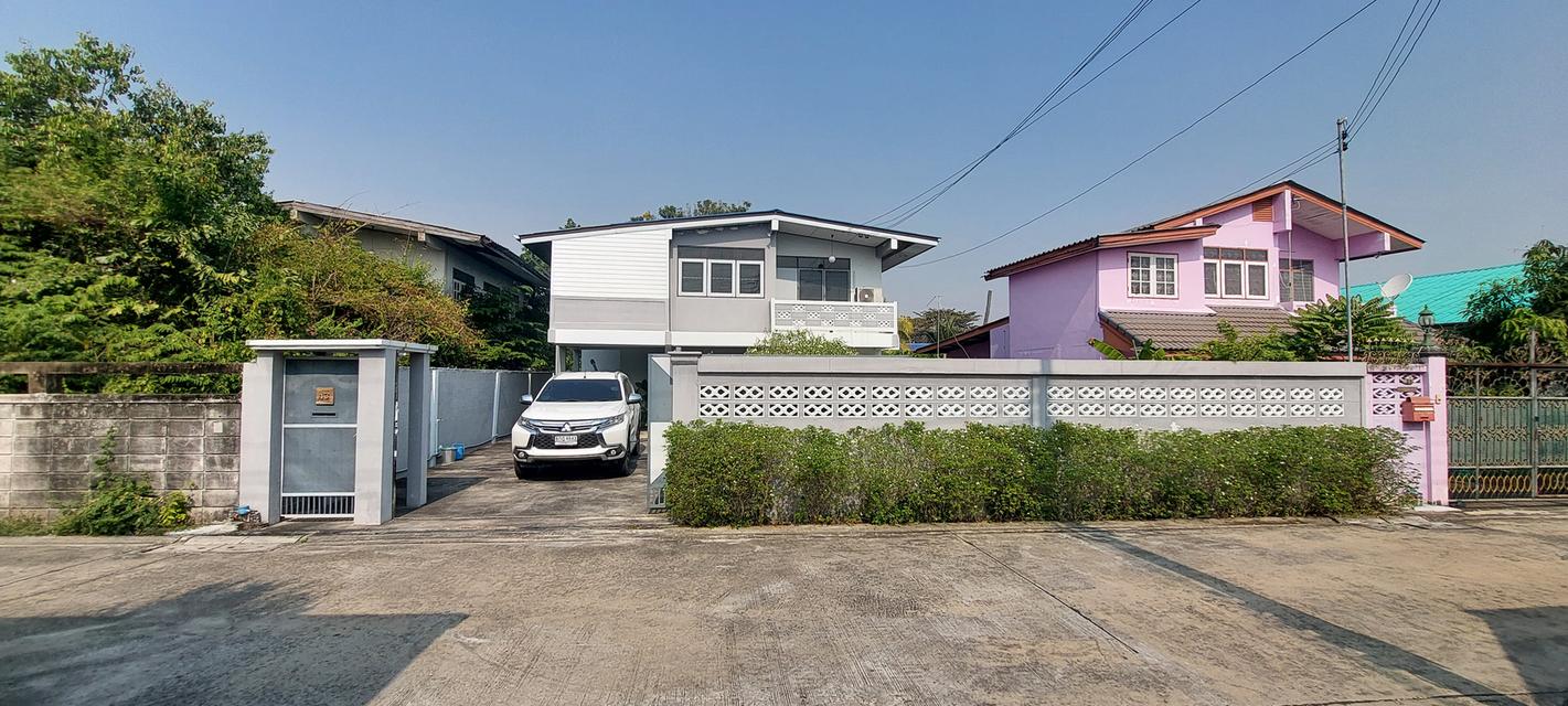 ขายบ้านเดี่ยว 85 ตรว. ม.เจริญสุข ซ.เพชรเกษม 52 แยก 10 พื้นที่เยอะ 2