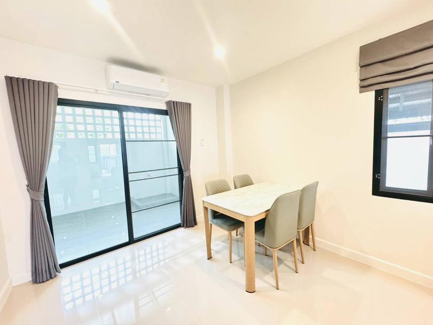 🏡 ทาวน์โฮมโมเดิร์น 2 ชั้น [3 นอน 3 น้ำ] ประตูรีโมท ใกล้นานาชาติ Unity Concord & สนามบิน Modern 2-Storey Townhome for Rent [3 Beds 3 Baths] 4