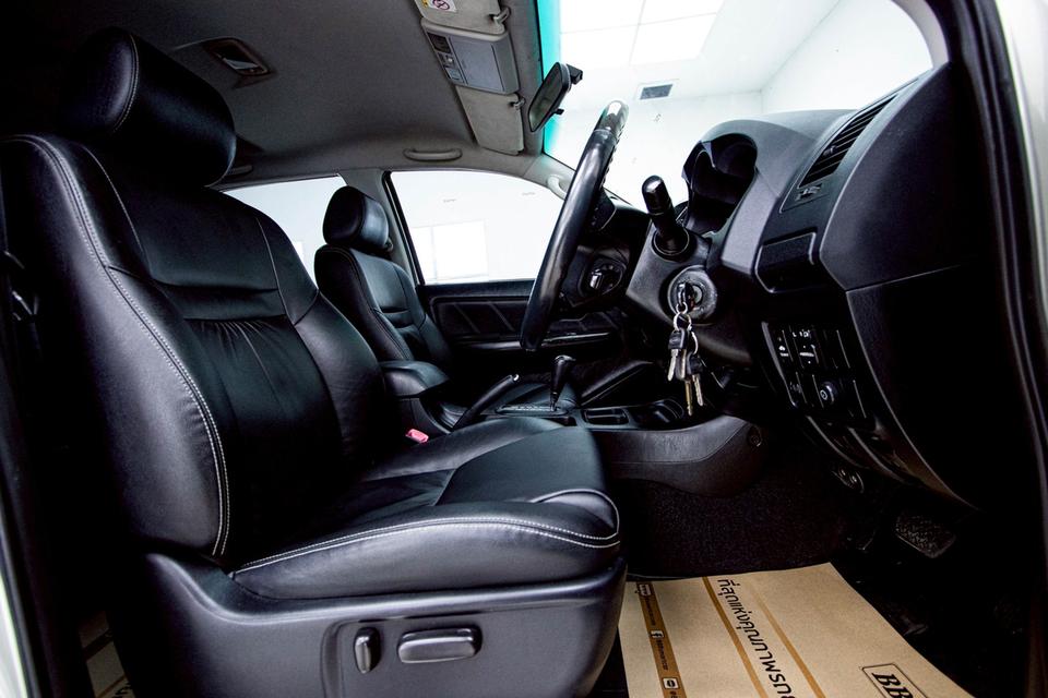 ✨ TOYOTA FORTUNER 3.0 V AT ปี 2013 ตัวท็อป V รูปที่ 9