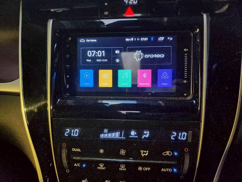 Toyota Harrier 2.5 Hybrid AT ปี 2014 11