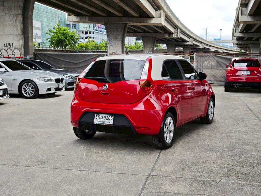 ขายรถ MG3 1.5D ปี 2016 สีแดง เกียร์ออโต้ 4