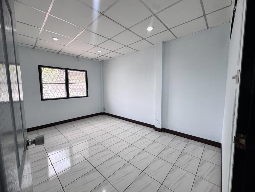 ขายบ้านเดี่ยว2ชั้น หมู่บ้านนักกีฬาแหลมทอง ซอยกรุงเทพกรีฑา39 (N.1348) 18