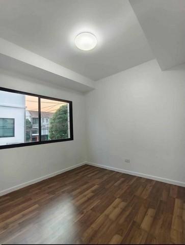 ทาวน์โฮม3 ชั้น บ้านใหม่ รีโนเวทใหม่ทั้งหลัง ราคาดีสุดในโครงการ 8