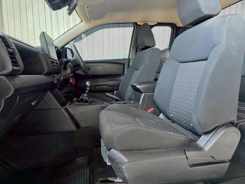 MITSUBISHI TRITON Ext.Cab 2.4 Active MT (AB/ABS) ปี 2025 สีขาว โฉม Ext. CAB 23-ปัจจุบัน รถVat% รูปที่ 9