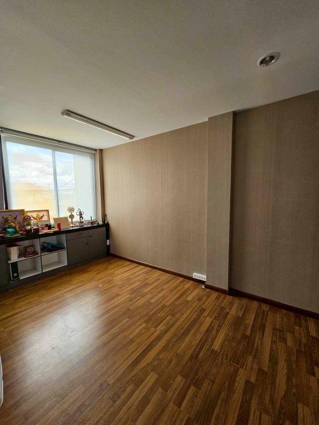 🏡 ขายด่วน! ทาวน์โฮม 3 ชั้นครึ่ง โครงการเฮ้าส์ 35แบบบ้าน MIRACLE ดีไซน์สวย ฟังก์ชันครบทุกมุม 5