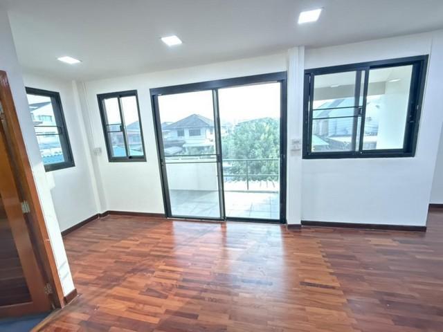 ให้เช่าบ้านเดี่ยว 2 ชั้น 300 ตรม. ลาดพร้าว 71 ซอยสังคมสงเคราะห์ ใกล้ MRT ลาดพร้าว 71 2