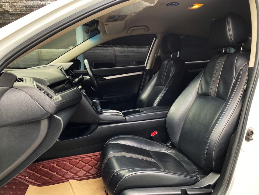 Honda Civic FC 1.8EL ปี2019 เลขไมล์ 110,xxx km 8