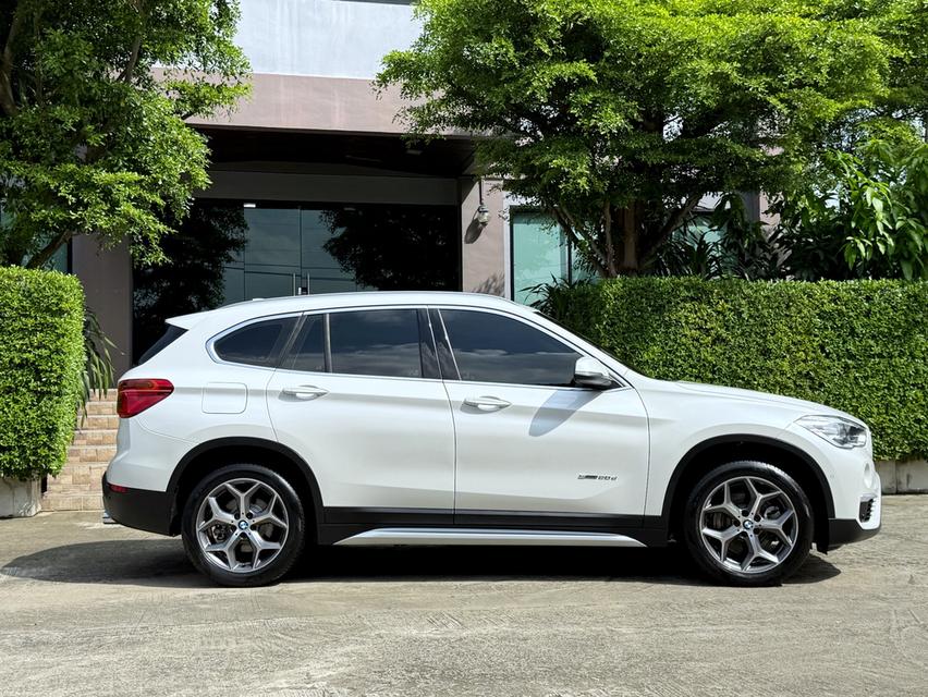 2020 BMW X1 20D ( 190 แรงม้า ) รถมือเดียวออกป้ายแดง รถวิ่งน้อย เข้าศูนย์ตามระยะ รถไม่เคยมีอุบัติเหตุครับ