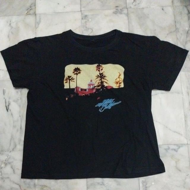 เสื้อยืดแขนสั้น แนววงดนตรีร๊อกสัญชาติอเมริกัน Vintage The Eagles Hotel California แท้ มือสอง สภาพดี ของพร้อมส่งครับ