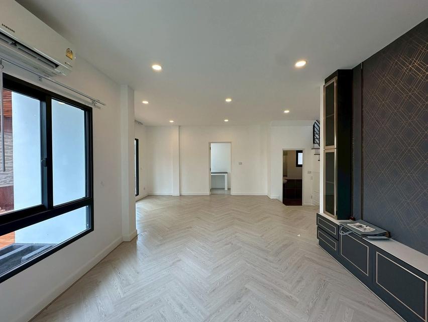 บ้าน​เดี๋ยว​ Centro ชัยพฤกษ์-แจ้งวัฒนะ​ 2 6