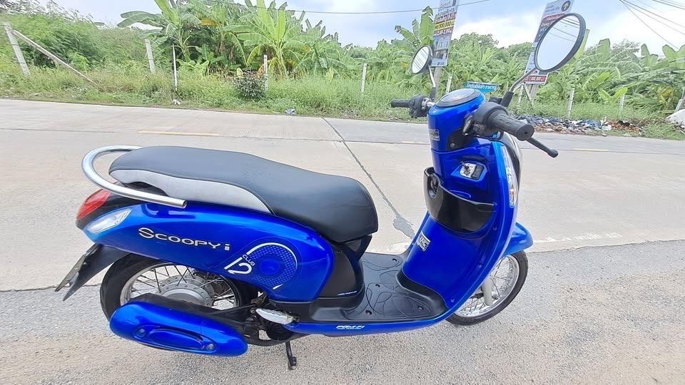 scoopy  รถบ้านสภาพดีเอกสารครบ 4