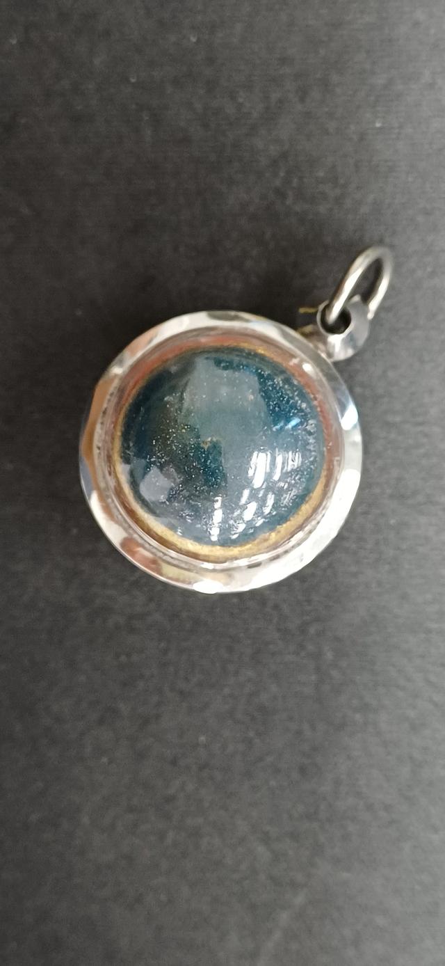 ลูกอมหลวงปู่มและสายเกจิให้เช่ารวม