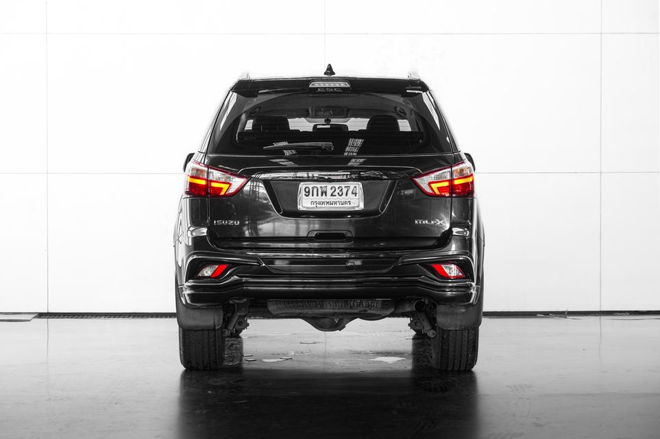 2020 ISUZU MU-X 3.0 THE ONYX 2WD SUV สีดำ เลขไมล์ 85236 กม.