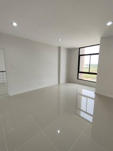 ให้เช่า โฮมออฟฟิศ พร้อมโกดัง 450 ตร.ม.หลังมุม บางใหญ่ นนทบุรี ซอยกันตนา ใกล้ รพ.บางใหญ่ ไฟฟ้า 3 เฟส 30 แอมป์ เหมาะสำหรับทำโฮมออฟฟิศ และเก็บสินค้า 14