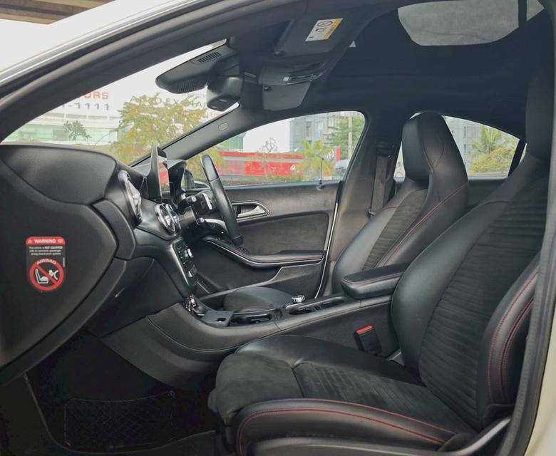 Mercedes Benz CLA 250 AMG W117 ปี 2018 รูปที่ 6