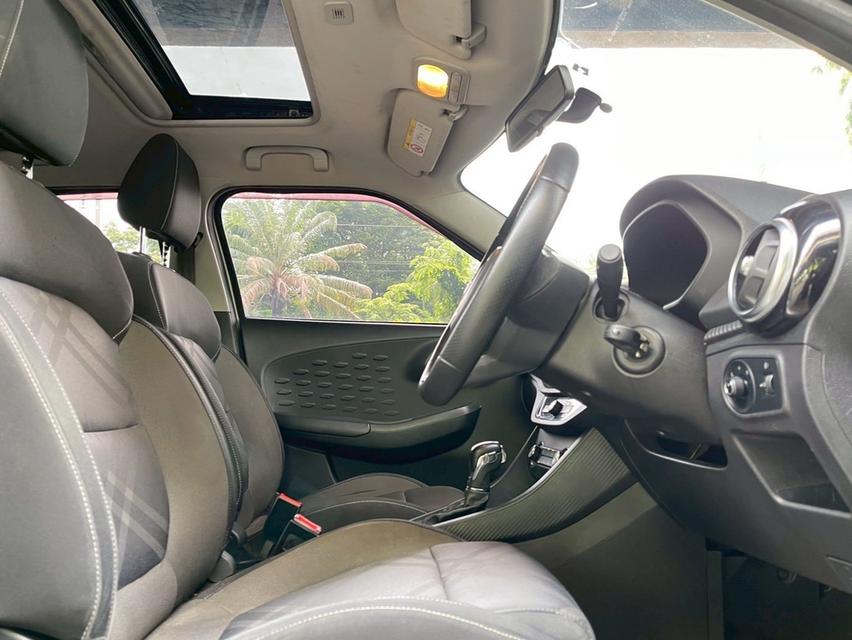 รหัสรถ WMT2813 MG3 1.5X SUNROOF ปี 2020 9