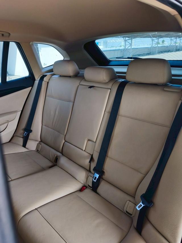 BMW รุ่น : X1 2.0 sDrive18i (5 ประตู) รูปที่ 16