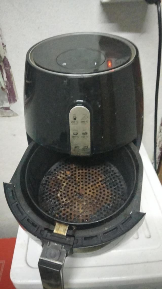 หม้อทอดไร้น้ำมัน Air fryer LQ-3501B