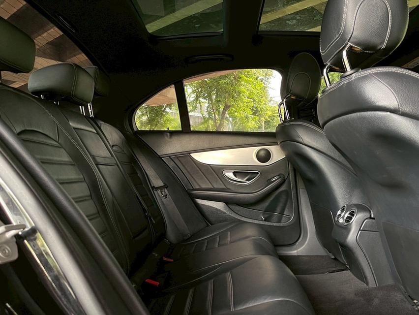 รหัสรถ WMT3439 BENZ C250 AMG ปี 2015  12