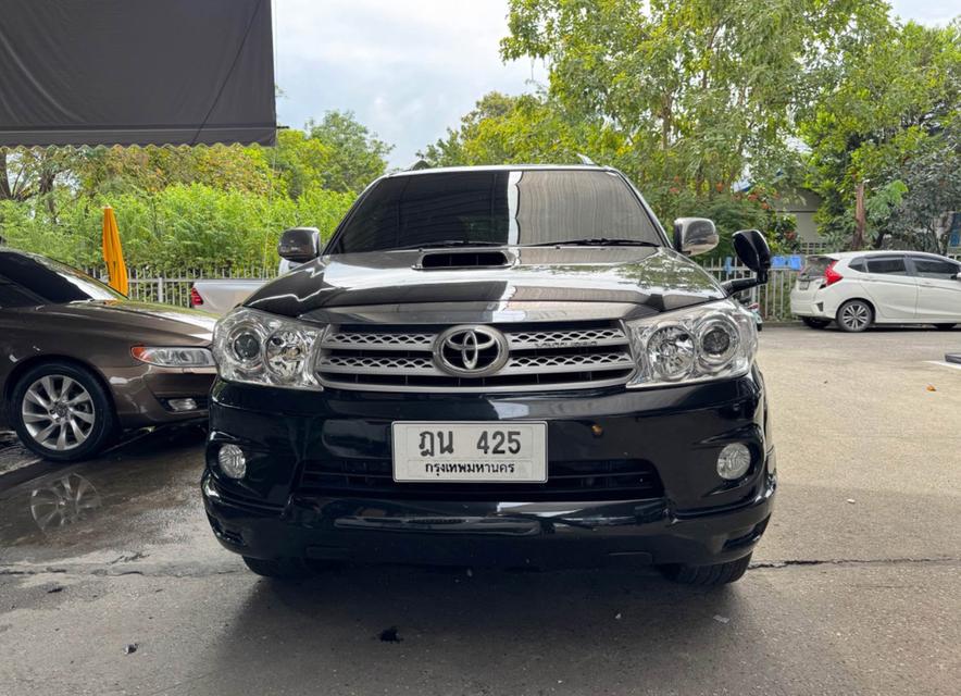 ขาย Toyota Fortuner เครื่องยนต์ 3.0 ดีเซล ปี 2010