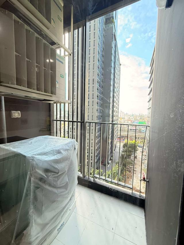คอนโด Life Asoke-Rama9 6