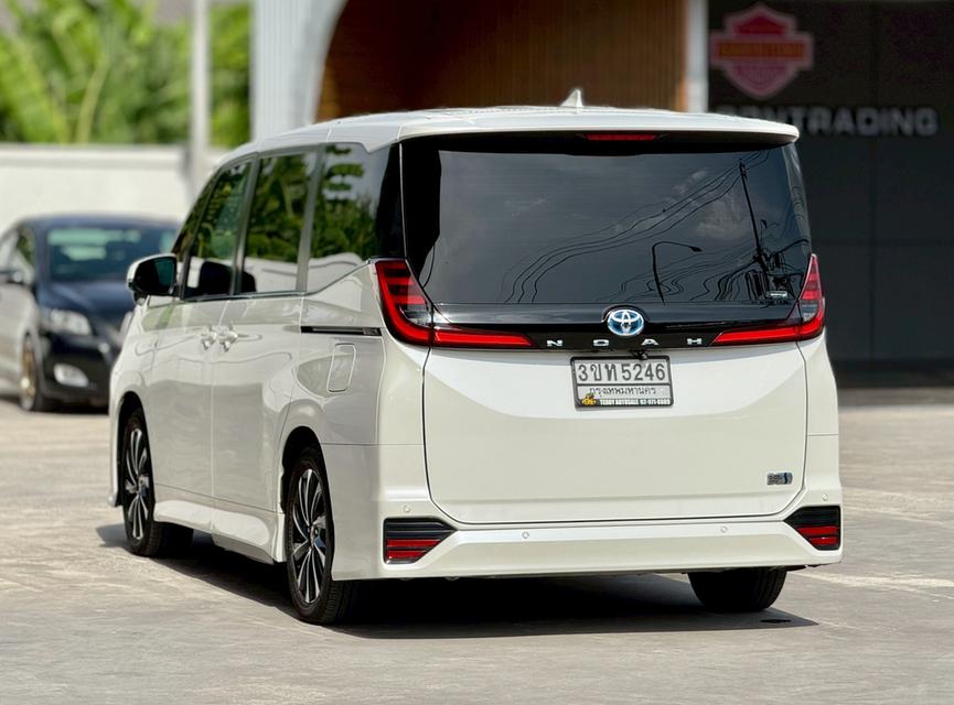 ขาย Toyota Noah 1.8Hybrid SZ ปี22