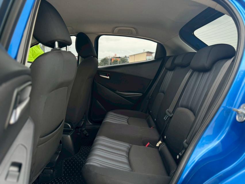 MAZDA 2 SKYACTIVE Hatch 4dr Sports Standard Auto 6sp FWD 1.3i (เบนซิน) ปี 16 สีน้ำเงิน 16