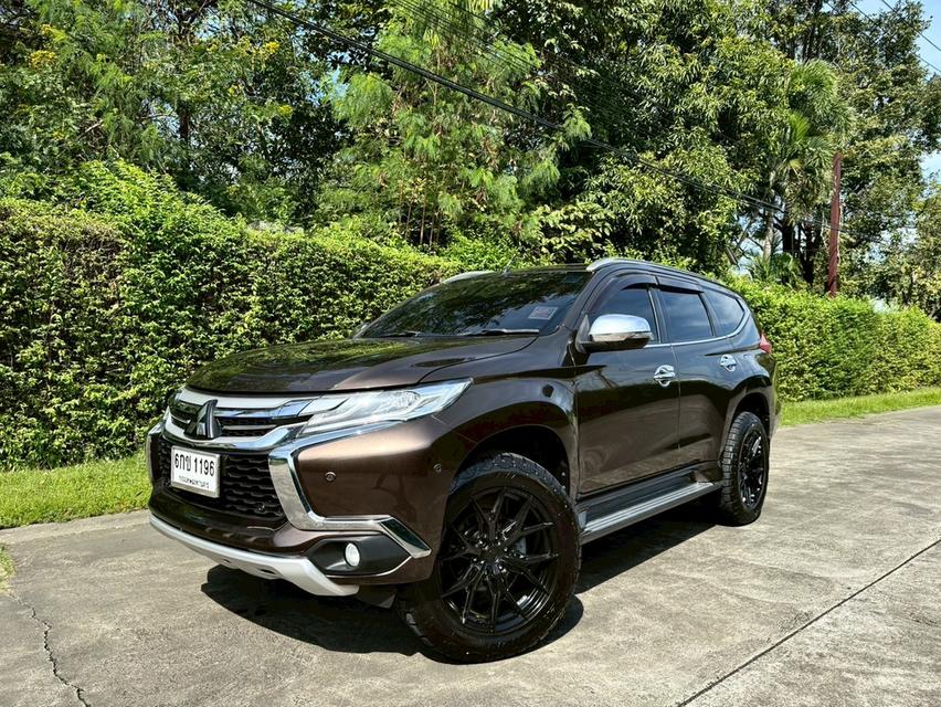 Pajero 2.4 GT Premium NAVI 4WD ปี2015 รถมือเดียวป้ายแดง