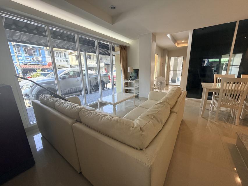 KC Ramintha 3 Home Office for Rent KC Ramintha 3 in Sam Wa Tawan Ok 6