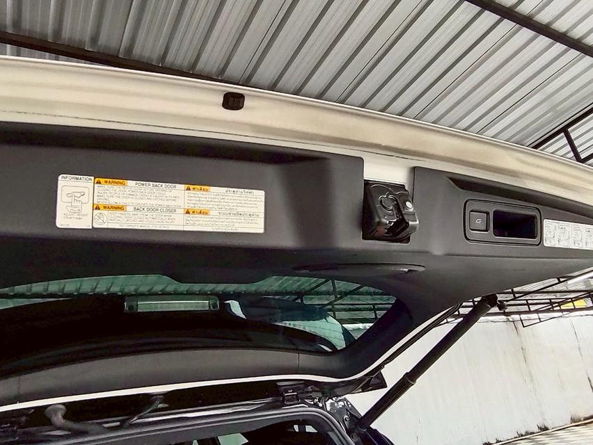 TOYOTA LEGENDER 2.8 V.4WD.ZIGMA4  ปี 2020/22 Mile 51,547 km. (1,250,000)  10