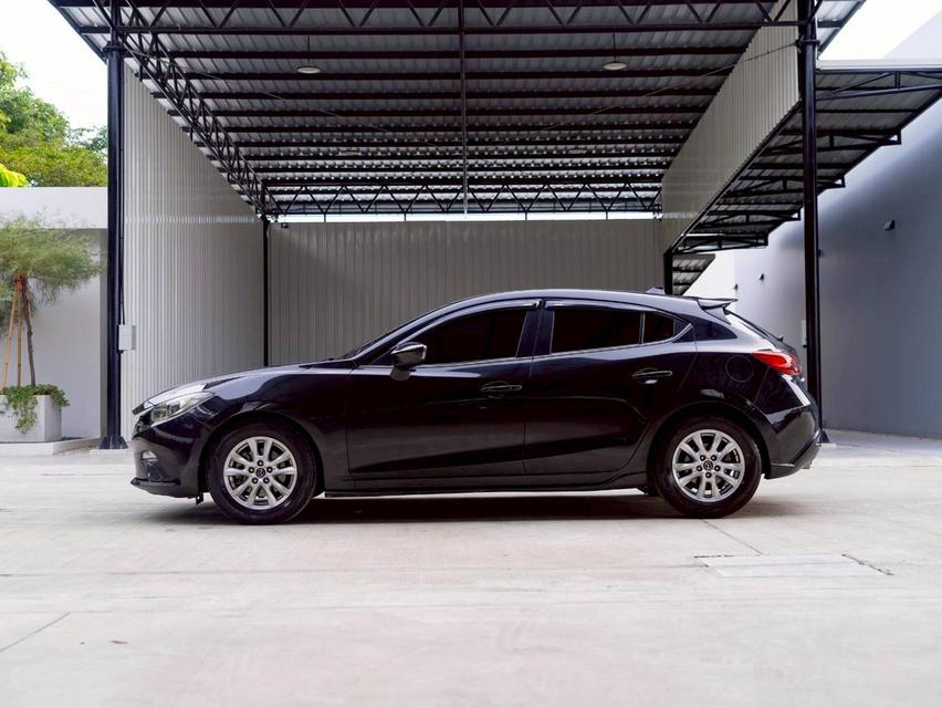 Mazda 3 2.0C Sport Hatchback ปี 2016 7