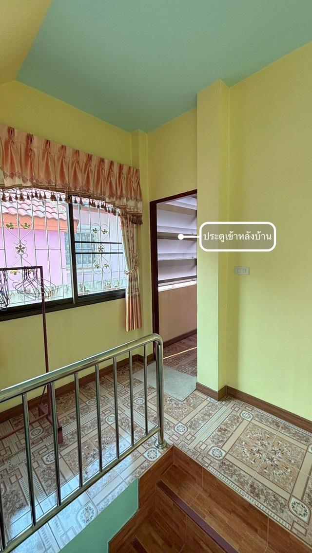 ขายบ้านครอบครัวใหญ่ 3 ชั้น 5 ห้องนอน จอดรถ2คัน แม่สาย เชียงราย 17